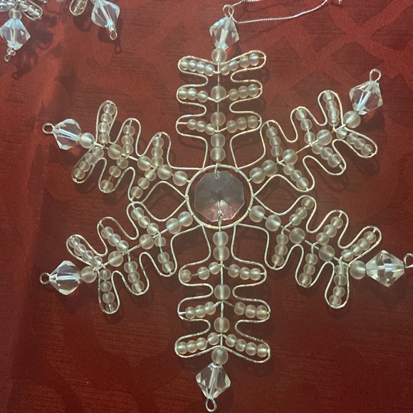 Lot of 5 Restoration Hardware crystal snowflakes 5” to 7” - Picture 7 of 9